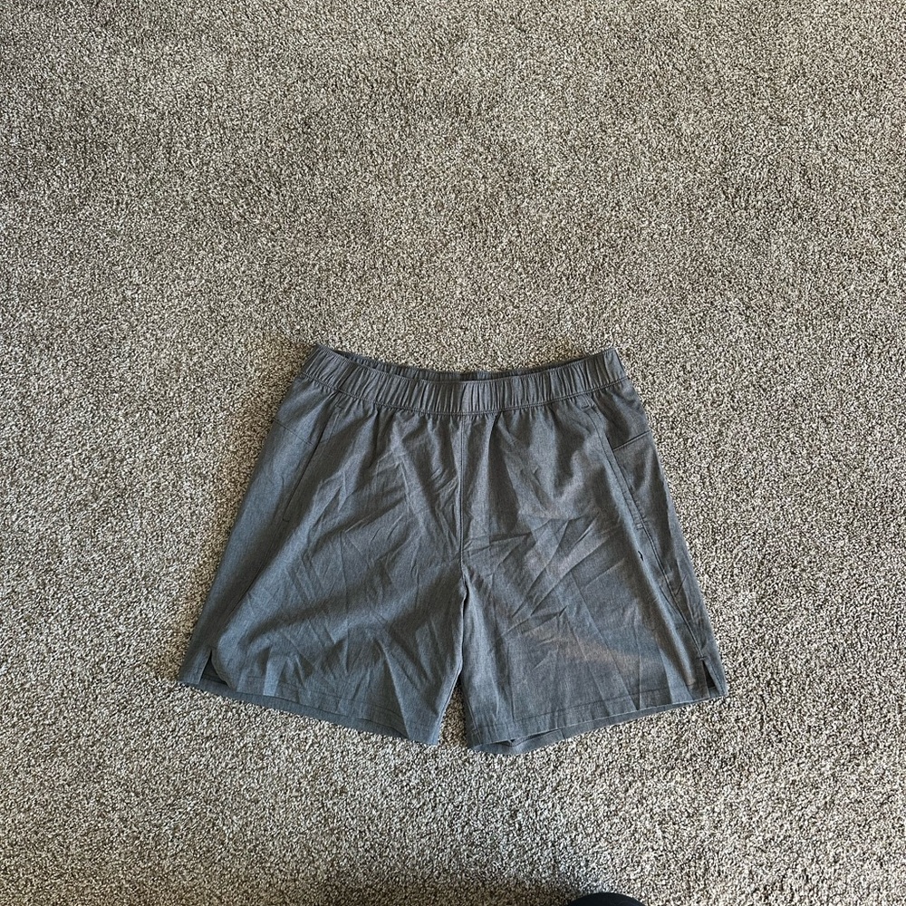 Old Navy Men's Athletic Gray Shorts